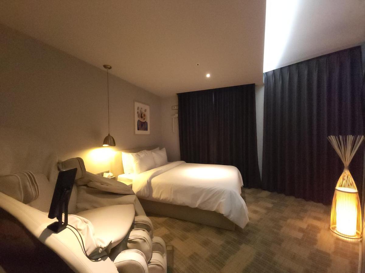 Brown Dot Hotel Jinju Eksteriør billede