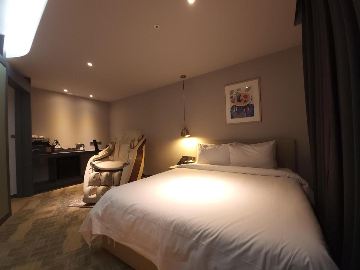 Brown Dot Hotel Jinju Eksteriør billede